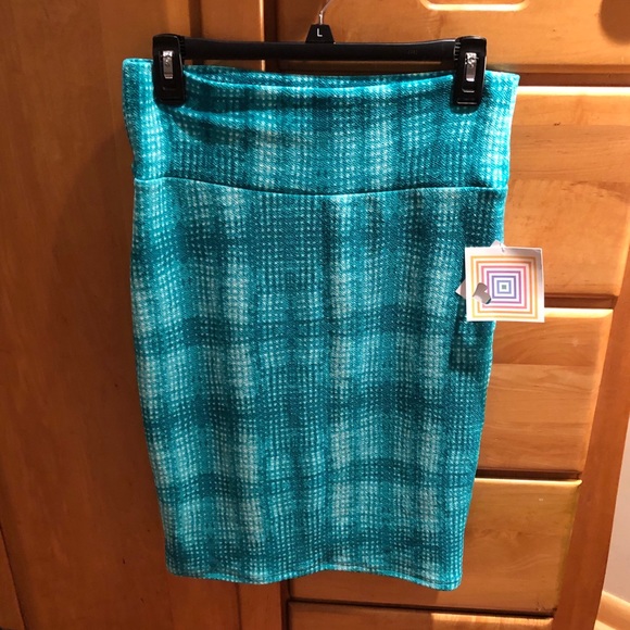 LuLaRoe Cassie Skirt S NWT - Picture 1 of 4